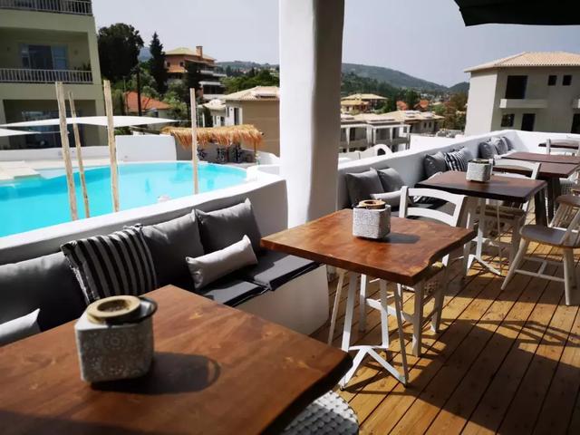 希腊移民疯狂圈粉！经久不衰的秘诀到底在哪里？