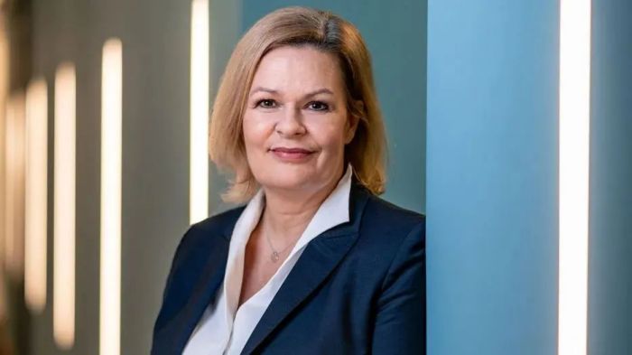 德国内政与国土部长费泽