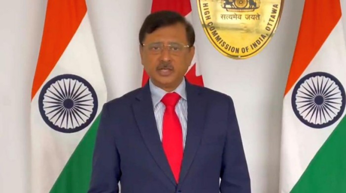 加拿大外交官离开印度