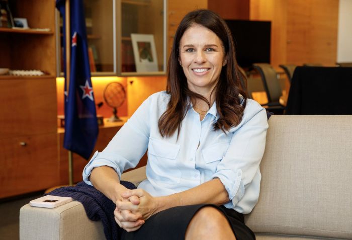 新西兰移民部长