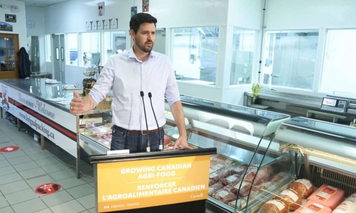 加拿大移民部长的肖恩-弗雷泽