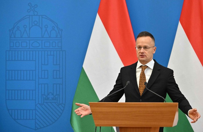 匈牙利外交与对外经济部长